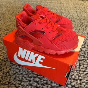 Toddler Nike Huarache Run (6C)